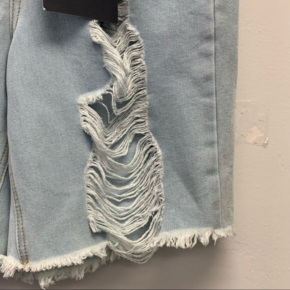 Indigo Rein Recycled Super High Rise Distressed Denim Bermuda Shorts, Size 3/25 - Picture 8 of 12